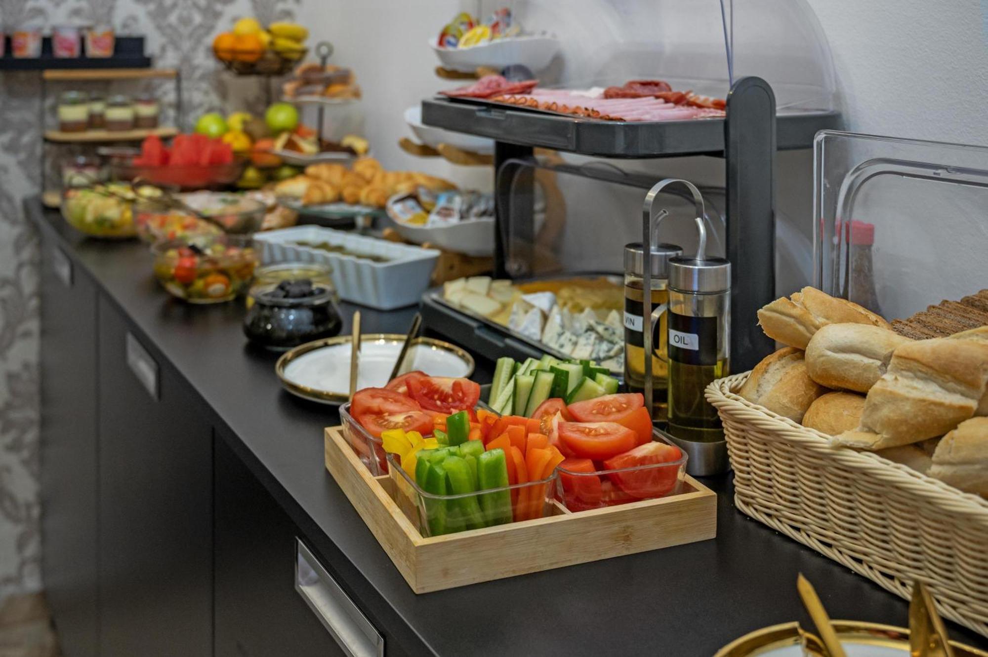 Virgo Hotel Pressburg